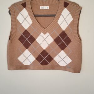 Hollister Women's V-Neck Argyle Sweater Vest - Brown and White Sz. S